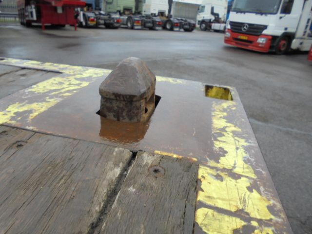 Truk flatbed, Truk derek DAF FAD 85-460 8X4: gambar 17