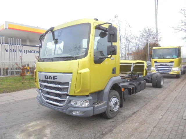 DAF XB 230 UNUSED DEMO - Truk sasis: gambar 1 DAF XB 230 UNUSED DEMO - Truk sasis: gambar 1