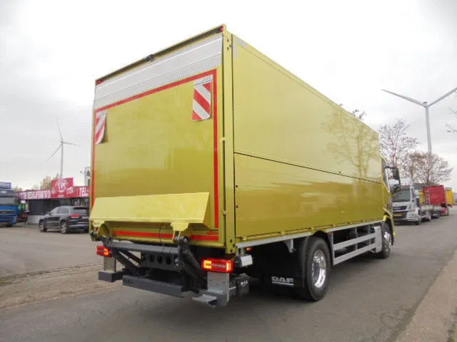 DAF XD 370 FA DEMO MET FABRIEKS GARANTIE NL TRUCK - Truk box: gambar 5 DAF XD 370 FA DEMO MET FABRIEKS GARANTIE NL TRUCK - Truk box: gambar 5