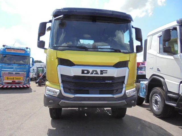 DAF XD 450 F 8X4 NIEUW MET FABRIEKS GARANTIE - Truk sasis: gambar 2 DAF XD 450 F 8X4 NIEUW MET FABRIEKS GARANTIE - Truk sasis: gambar 2