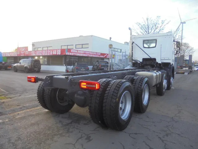 DAF XDC 450 8X4 DEMO UNUSED RHD - Truk sasis: gambar 4 DAF XDC 450 8X4 DEMO UNUSED RHD - Truk sasis: gambar 4