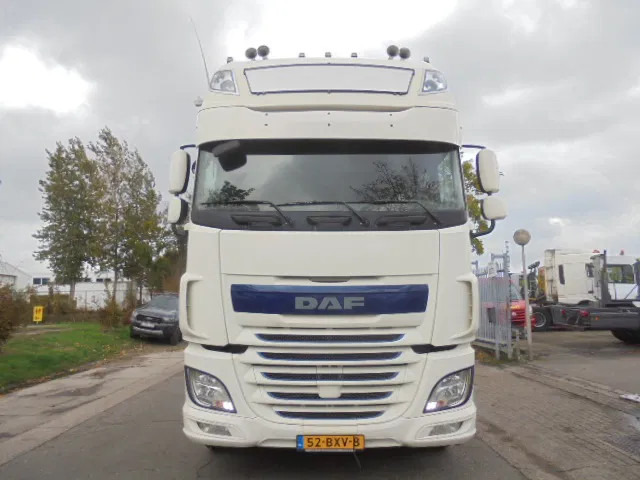 DAF XF 106 510 8X2 TRIPLE NL TRUCK - Hook lift: gambar 2 DAF XF 106 510 8X2 TRIPLE NL TRUCK - Hook lift: gambar 2