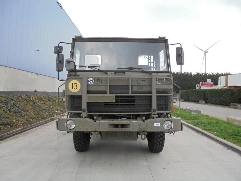 DAF YA 4442 4X4 - Truk flatbed: gambar 2 DAF YA 4442 4X4 - Truk flatbed: gambar 2