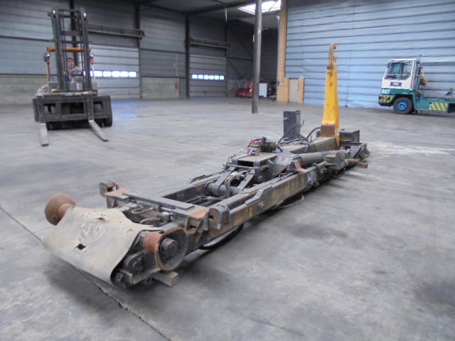 Diversen Guima BG 16 - Hook lift: gambar 3 Diversen Guima BG 16 - Hook lift: gambar 3