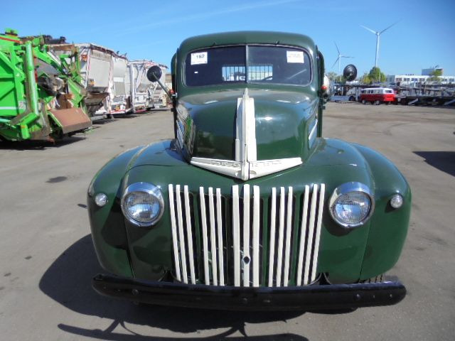 Ford PICK UP V8 PICK UP V8 - Mobil: gambar 2 Ford PICK UP V8 PICK UP V8 - Mobil: gambar 2