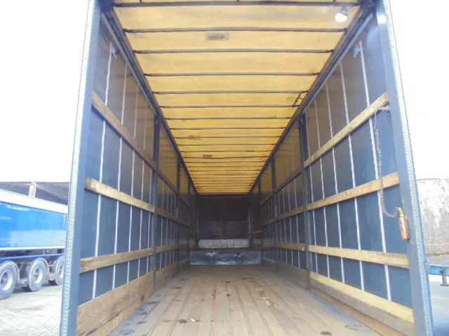 Fruehauf ONCZ 30-218 A - Semi-trailer low bed: gambar 5 Fruehauf ONCZ 30-218 A - Semi-trailer low bed: gambar 5