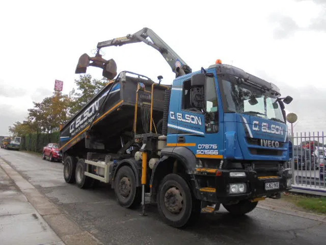 Iveco AD340T36 8X4 - Truk jungkit, Truk derek: gambar 5 Iveco AD340T36 8X4 - Truk jungkit, Truk derek: gambar 5