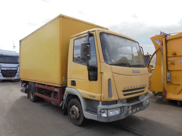 Iveco Eurocargo 75E15 - Truk box: gambar 2 Iveco Eurocargo 75E15 - Truk box: gambar 2