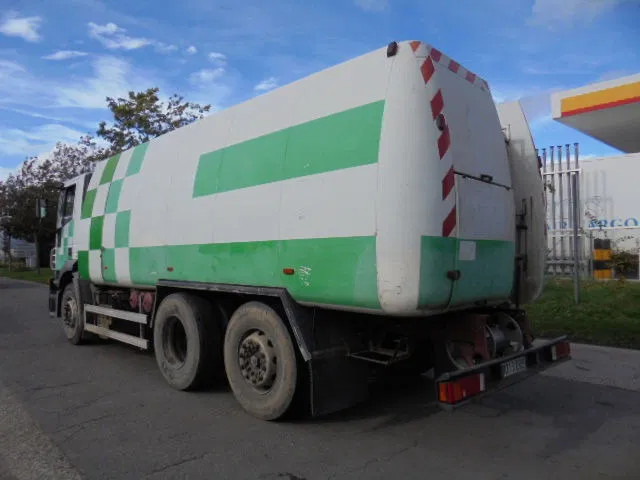 Truk tangki Iveco Stralis 270: gambar 6