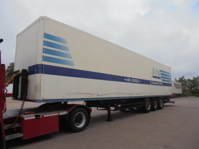 Kögel S 24 - Semi-trailer kotak tertutup: gambar 1 Kögel S 24 - Semi-trailer kotak tertutup: gambar 1