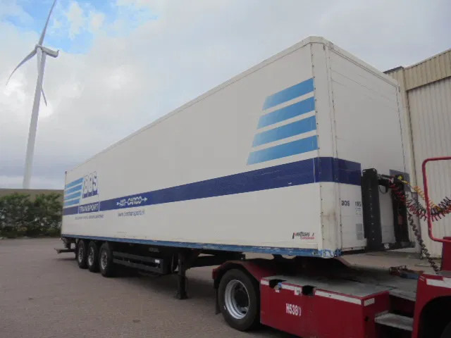 Kögel S 24 - Semi-trailer kotak tertutup: gambar 2 Kögel S 24 - Semi-trailer kotak tertutup: gambar 2