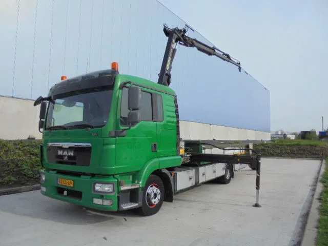 MAN TGL 12.220 NL TRUCK - Truk derek: gambar 1 MAN TGL 12.220 NL TRUCK - Truk derek: gambar 1