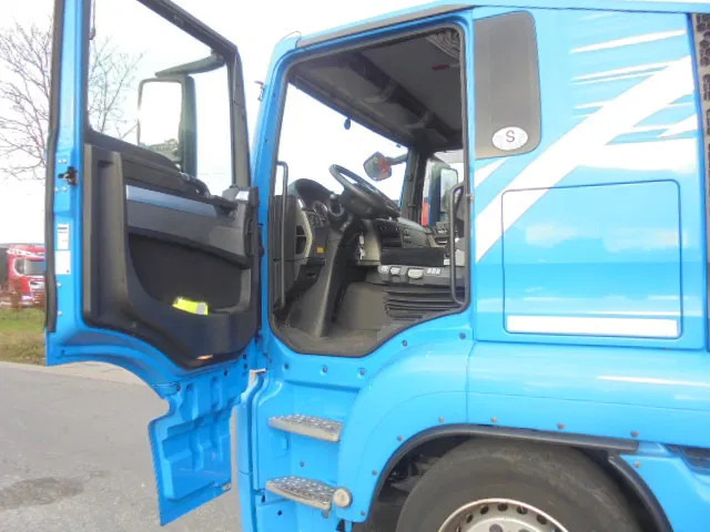 Truk pengangkut mobil MAN TGS 23.440 6X2 RETARDER: gambar 7