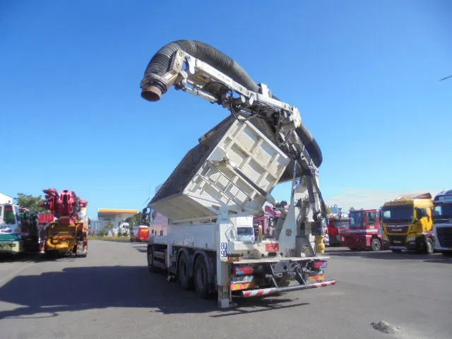 MAN TGS 33.440 ZAND ZUIGER - Truk vakum: gambar 4 MAN TGS 33.440 ZAND ZUIGER - Truk vakum: gambar 4