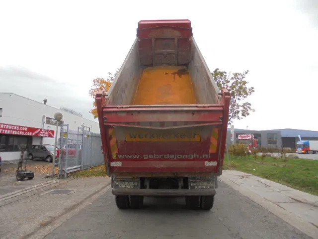 MAN TGS 41.440 8X8 NL TRUCK MANUAL GEARBOX - Truk jungkit: gambar 5 MAN TGS 41.440 8X8 NL TRUCK MANUAL GEARBOX - Truk jungkit: gambar 5