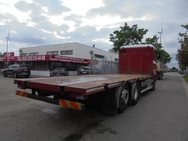 MAN TGX 26.440 6X2 GESTUURDE AS - Truk flatbed: gambar 4 MAN TGX 26.440 6X2 GESTUURDE AS - Truk flatbed: gambar 4