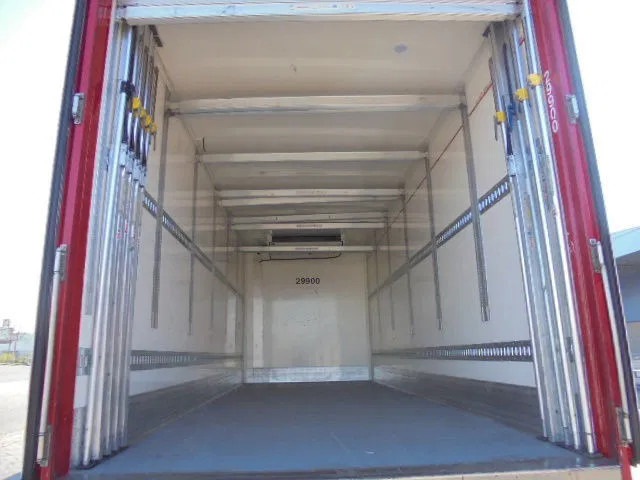 MAN TGX 26.500 XXL + RETARDER + FRC 2026 - Truk berpendingin: gambar 5 MAN TGX 26.500 XXL + RETARDER + FRC 2026 - Truk berpendingin: gambar 5