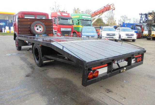 Mercedes-Benz 1113 - Truk pengangkut mobil: gambar 5 Mercedes-Benz 1113 - Truk pengangkut mobil: gambar 5