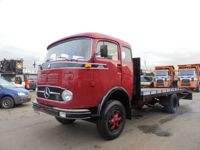Mercedes-Benz 1113 - Truk pengangkut mobil: gambar 1 Mercedes-Benz 1113 - Truk pengangkut mobil: gambar 1