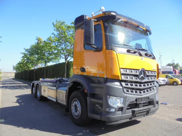 Mercedes-Benz Arocs 2848 NEW DEC 2024 - Hook lift: gambar 3 Mercedes-Benz Arocs 2848 NEW DEC 2024 - Hook lift: gambar 3