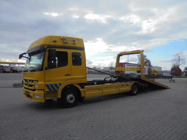 Mercedes-Benz Atego 1224 1224 NL KENTEKEN - Truk pengangkut mobil: gambar 1 Mercedes-Benz Atego 1224 1224 NL KENTEKEN - Truk pengangkut mobil: gambar 1