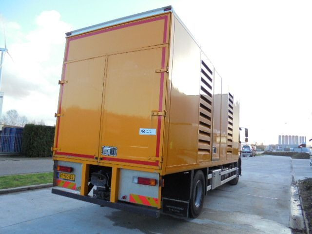 Mercedes-Benz Axor 1829 + HAMMELMAN - Truk vakum: gambar 4 Mercedes-Benz Axor 1829 + HAMMELMAN - Truk vakum: gambar 4