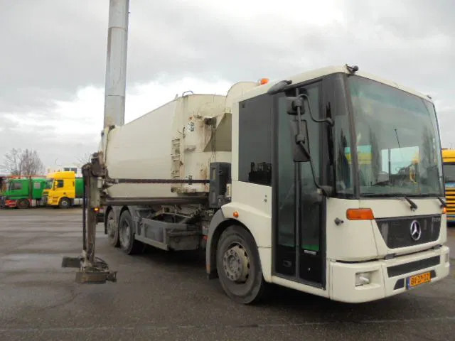 Mercedes-Benz Econic 2629 LLTNLA 6X2/4 - Truk sampah: gambar 2 Mercedes-Benz Econic 2629 LLTNLA 6X2/4 - Truk sampah: gambar 2