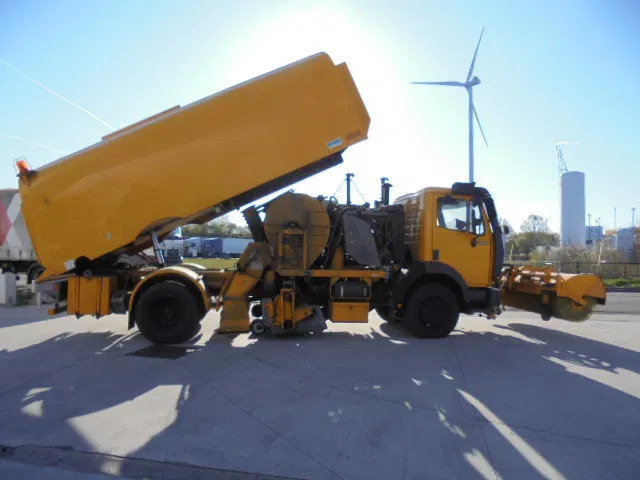 Penyapu jalan Mercedes-Benz SK 1920 NL TRUCK: gambar 7 Penyapu jalan Mercedes-Benz SK 1920 NL TRUCK: gambar 7