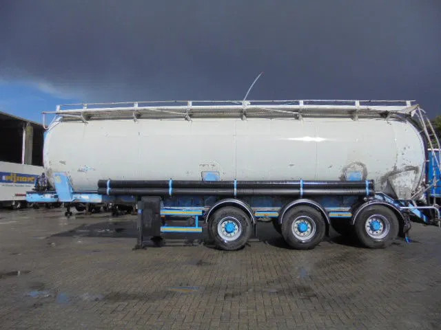 SPITZER BP SK 50 - Semi-trailer tangki: gambar 2 SPITZER BP SK 50 - Semi-trailer tangki: gambar 2