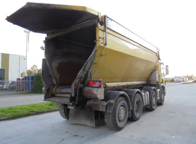 Scania P400 8X2 ASFALT NL TRUCK - Truk jungkit: gambar 4 Scania P400 8X2 ASFALT NL TRUCK - Truk jungkit: gambar 4