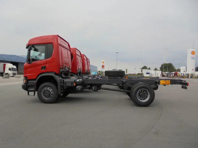 Scania P450 XT 4X4 NIEUW - DEMO - Truk sasis: gambar 4 Scania P450 XT 4X4 NIEUW - DEMO - Truk sasis: gambar 4