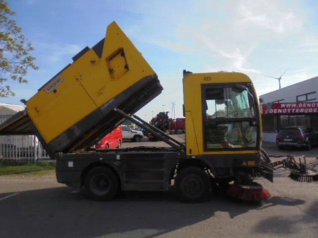 Schmidt CLEANGO 500 NL MACHINE - Penyapu industri: gambar 4 Schmidt CLEANGO 500 NL MACHINE - Penyapu industri: gambar 4