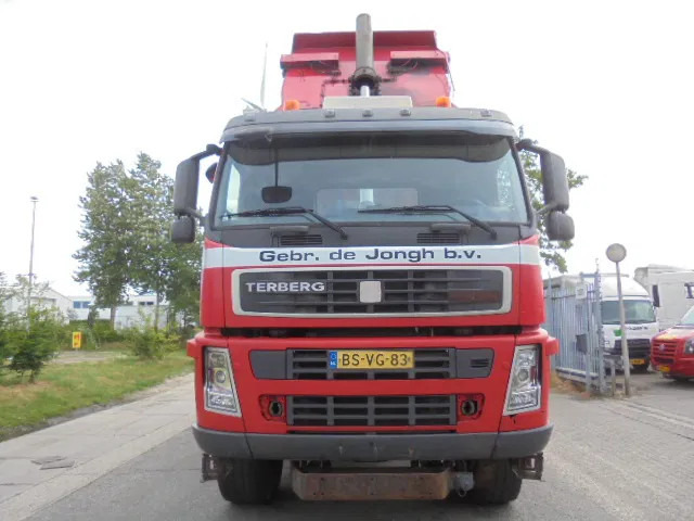 Terberg FM 1350 6X6 MANUAL TRANSMISSION NL TRUCK - Truk jungkit: gambar 2 Terberg FM 1350 6X6 MANUAL TRANSMISSION NL TRUCK - Truk jungkit: gambar 2