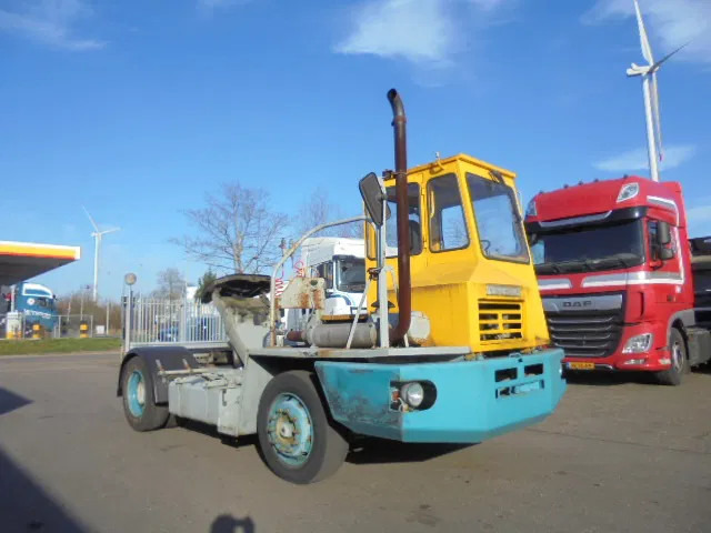Terberg YT NL TRUCK - Traktor terminal: gambar 3 Terberg YT NL TRUCK - Traktor terminal: gambar 3