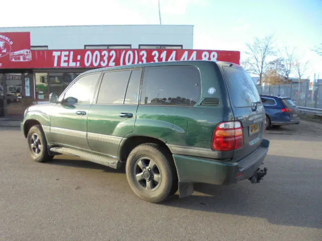 Toyota Land Cruiser - Mobil: gambar 5 Toyota Land Cruiser - Mobil: gambar 5