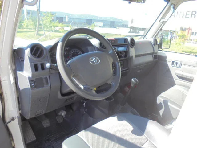 Truk pikap Toyota Land Cruiser HJ79L 4X4 CREWCAB PICKUP EXPORT OUTSIDE EU ONLY: gambar 8