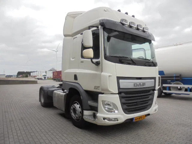 DAF CF 400 NL TRUCK - Tractor head: gambar 2 DAF CF 400 NL TRUCK - Tractor head: gambar 2