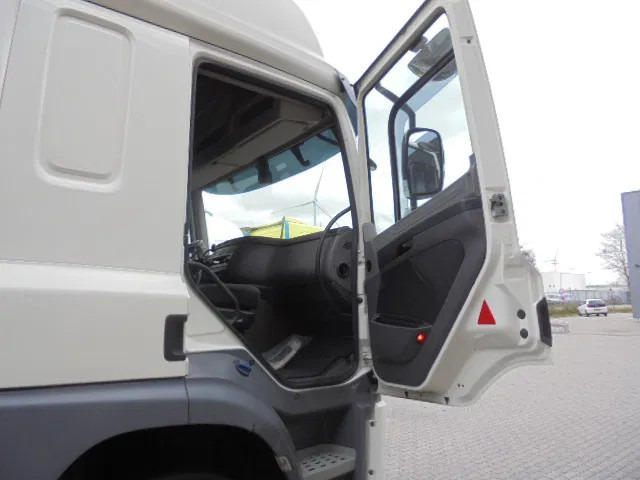 DAF CF 400 NL TRUCK - Tractor head: gambar 5 DAF CF 400 NL TRUCK - Tractor head: gambar 5