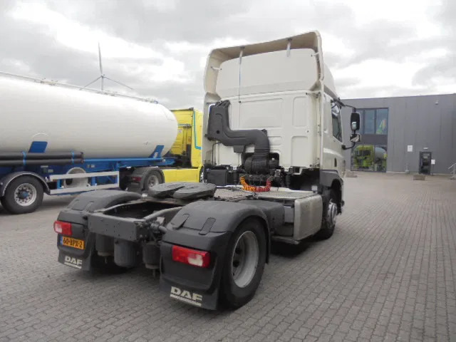 DAF CF 400 NL TRUCK - Tractor head: gambar 3 DAF CF 400 NL TRUCK - Tractor head: gambar 3