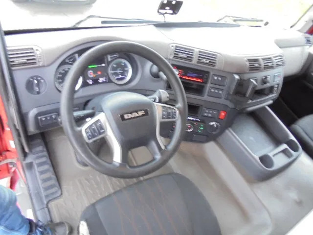 Tractor head DAF CF 410 SSC: gambar 9