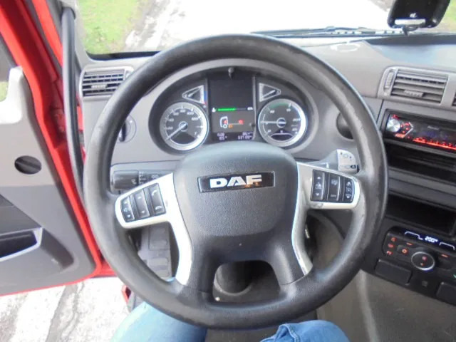 Tractor head DAF CF 410 SSC: gambar 12