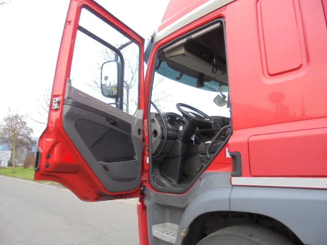 Tractor head DAF CF 410 SSC: gambar 8