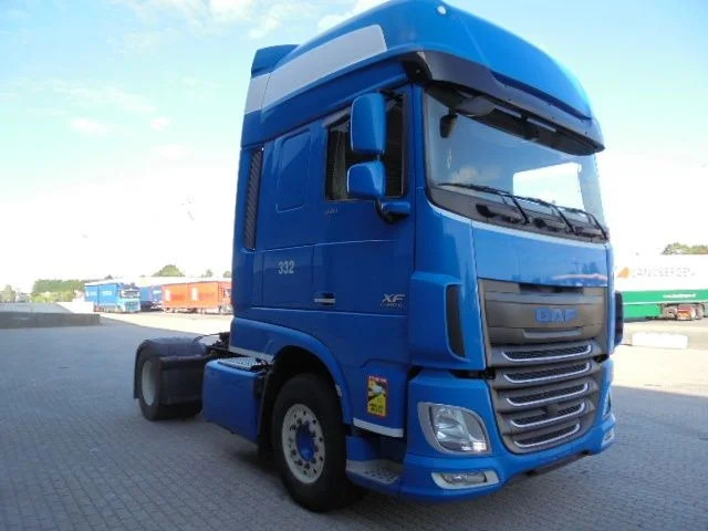 DAF XF 106.460 - Tractor head: gambar 3 DAF XF 106.460 - Tractor head: gambar 3