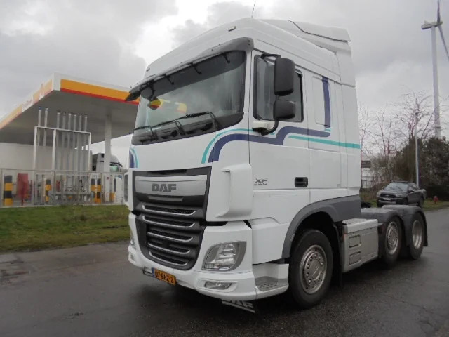 DAF XF 440 6x2 - Tractor head: gambar 1 DAF XF 440 6x2 - Tractor head: gambar 1