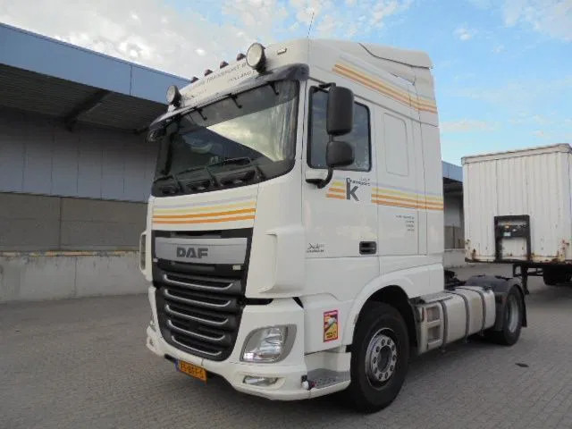 DAF XF 440 - Tractor head: gambar 1 DAF XF 440 - Tractor head: gambar 1