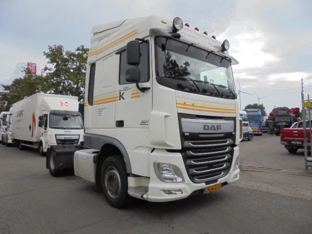 DAF XF 440 EUR6 - Tractor head: gambar 3 DAF XF 440 EUR6 - Tractor head: gambar 3