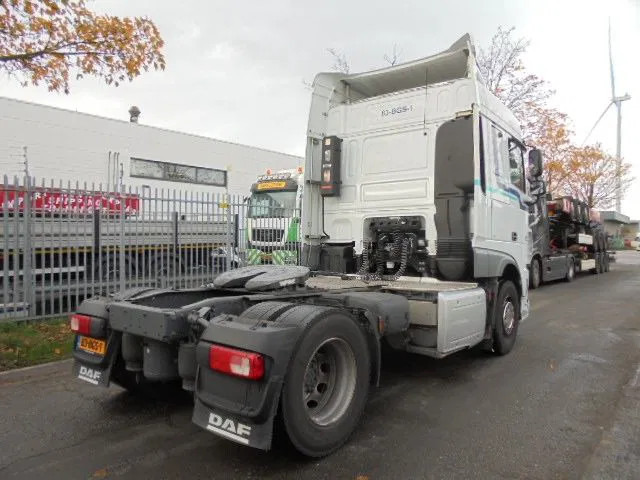 DAF XF 440 SPACE CAB - Tractor head: gambar 4 DAF XF 440 SPACE CAB - Tractor head: gambar 4