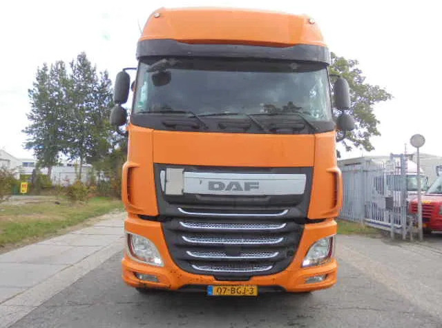 DAF XF 440 SSC NL TRUCK - Tractor head: gambar 2 DAF XF 440 SSC NL TRUCK - Tractor head: gambar 2