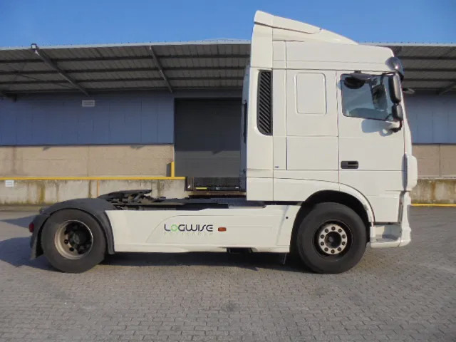 DAF XF 450 - Tractor head: gambar 4 DAF XF 450 - Tractor head: gambar 4