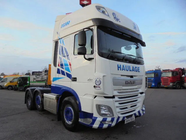 DAF XF 460 6X2 RHD - Tractor head: gambar 3 DAF XF 460 6X2 RHD - Tractor head: gambar 3